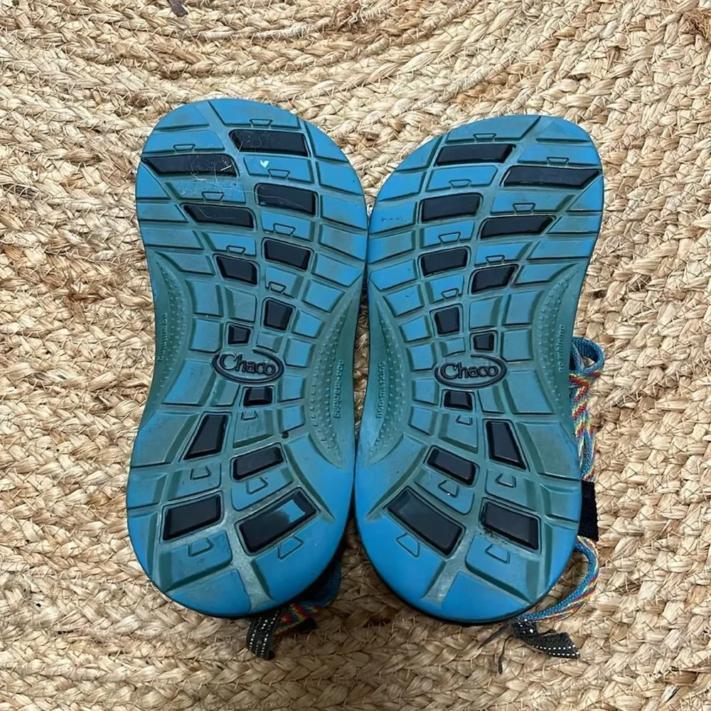 Chaco ZX/2 Classic Sport Rainbow Striped Two Strap Outdoor Hike size 3